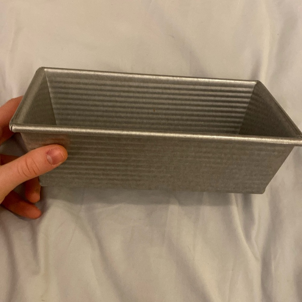 USA pan 9x3” nonstick loaf pan, brand new